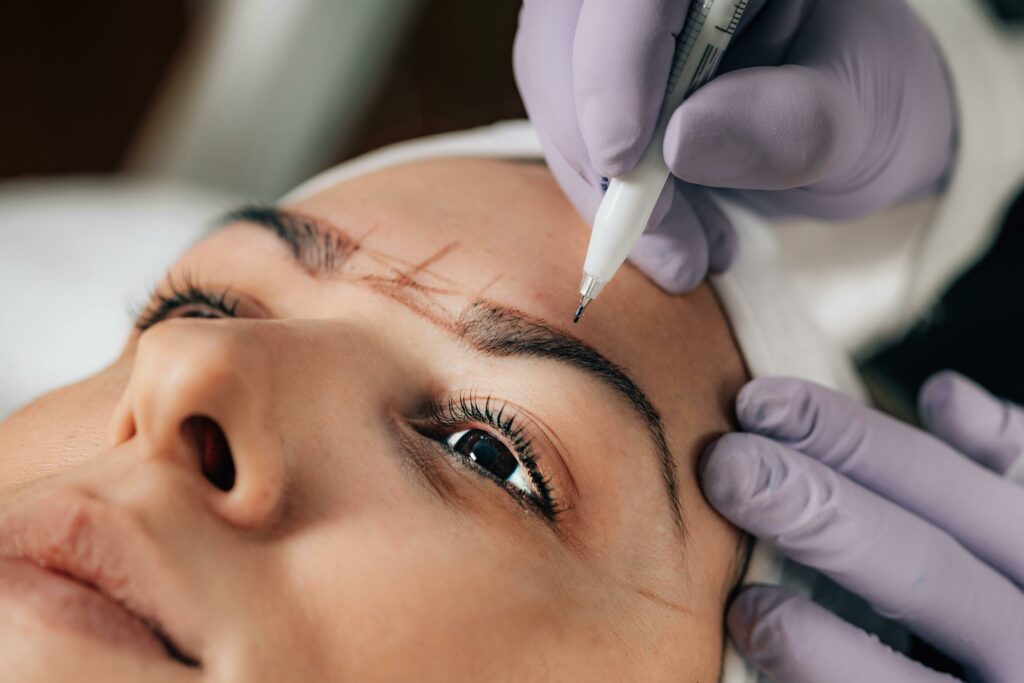Microblading sopracciglia a Taranto